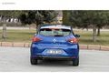 UZUNER AUTO'Dan 2023 model clio 77 bin km. Hatasız boyasız