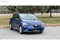 UZUNER AUTO'Dan 2023 model clio 77 bin km. Hatasız boyasız