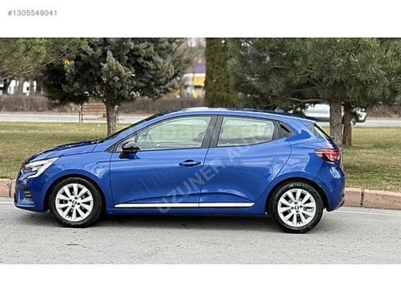 UZUNER AUTO'Dan 2023 model clio 77 bin km. Hatasız boyasız