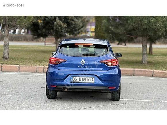 UZUNER AUTO'Dan 2023 model clio 77 bin km. Hatasız boyasız
