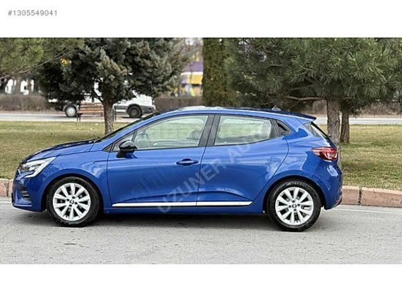 UZUNER AUTO'Dan 2023 model clio 77 bin km. Hatasız boyasız