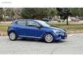 UZUNER AUTO'Dan 2023 model clio 77 bin km. Hatasız boyasız