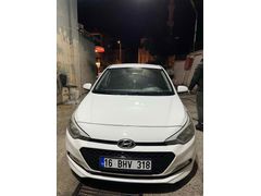 Sahibinden Hyundai i20 1.4 CRDi Jump 2018 Model  137.000 km Beyaz