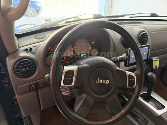Sahibinden Jeep Cherokee 3.7 2004 Model 