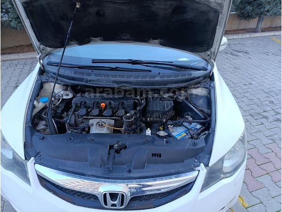 Sahibinden Honda Civic 1.6 Elegance 2011 Model  349000 km Siyah