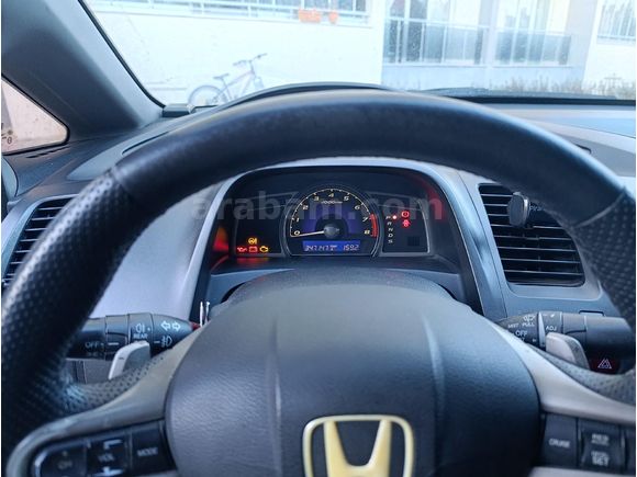 Sahibinden Honda Civic 1.6 Elegance 2011 Model  349000 km Siyah