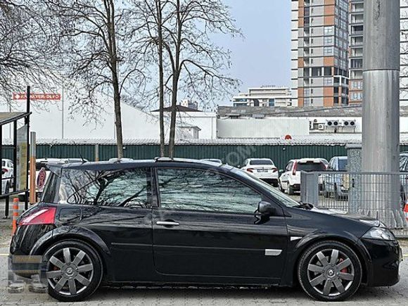 RAMES'TEN RENAULT MEGANE 2.0 TURBO SPORT 225HP CAM TAVAN STOCK