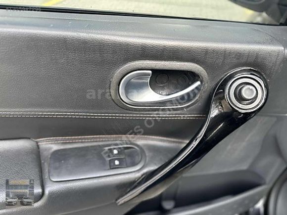 RAMES'TEN RENAULT MEGANE 2.0 TURBO SPORT 225HP CAM TAVAN STOCK