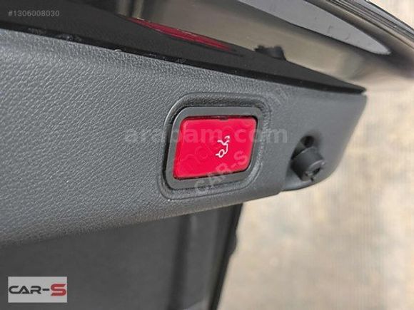 CAR-S MERCEDES E 220d EXCLUSİVE VAKUM BURMESTER TAVAN (BOYASIZ)