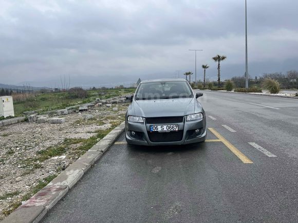 Sahibinden Fiat Stilo 1.6 Dynamic 2004 Model  278.000 km Gri