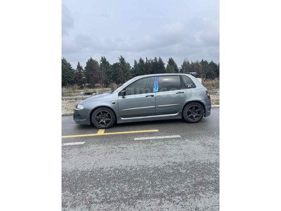 Sahibinden Fiat Stilo 1.6 Dynamic 2004 Model  278.000 km Gri
