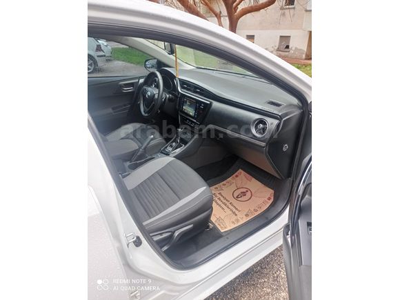 Sahibinden Toyota Auris 1.6 Advance Skypack 2015 Model
