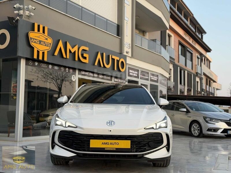 Galeriden MG MG7 1.5 Excellence Red Edition 2025 Model Aydın 6.200 km Beyaz