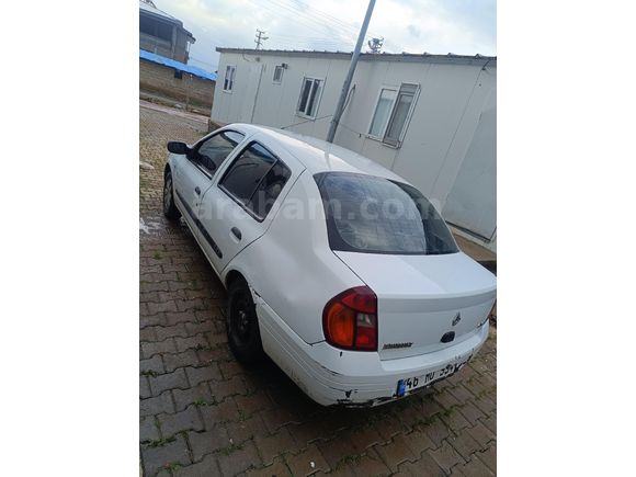Sahibinden Renault Clio 1.4 2000 Model