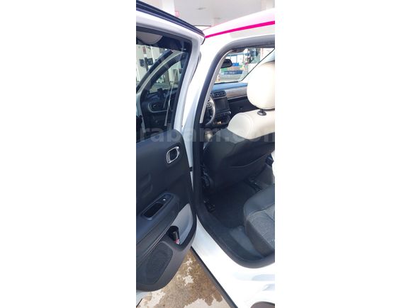 Sahibinden Citroen C3 1.2 PureTech Shine 2023 Model