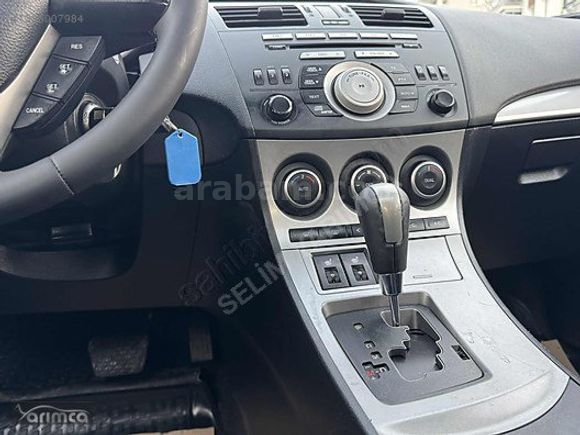 2011 MAZDA 3 İMPRESSİVE 1.6 OTOMATİK ÇOK TEMİZ
