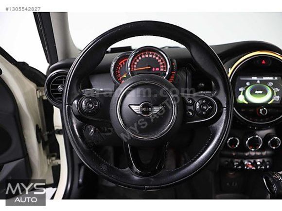 MYS AUTO'DAN 2015 MİNİ COOPER 1.5 D PEPPER ÇİFT RENK CAM TAVAN