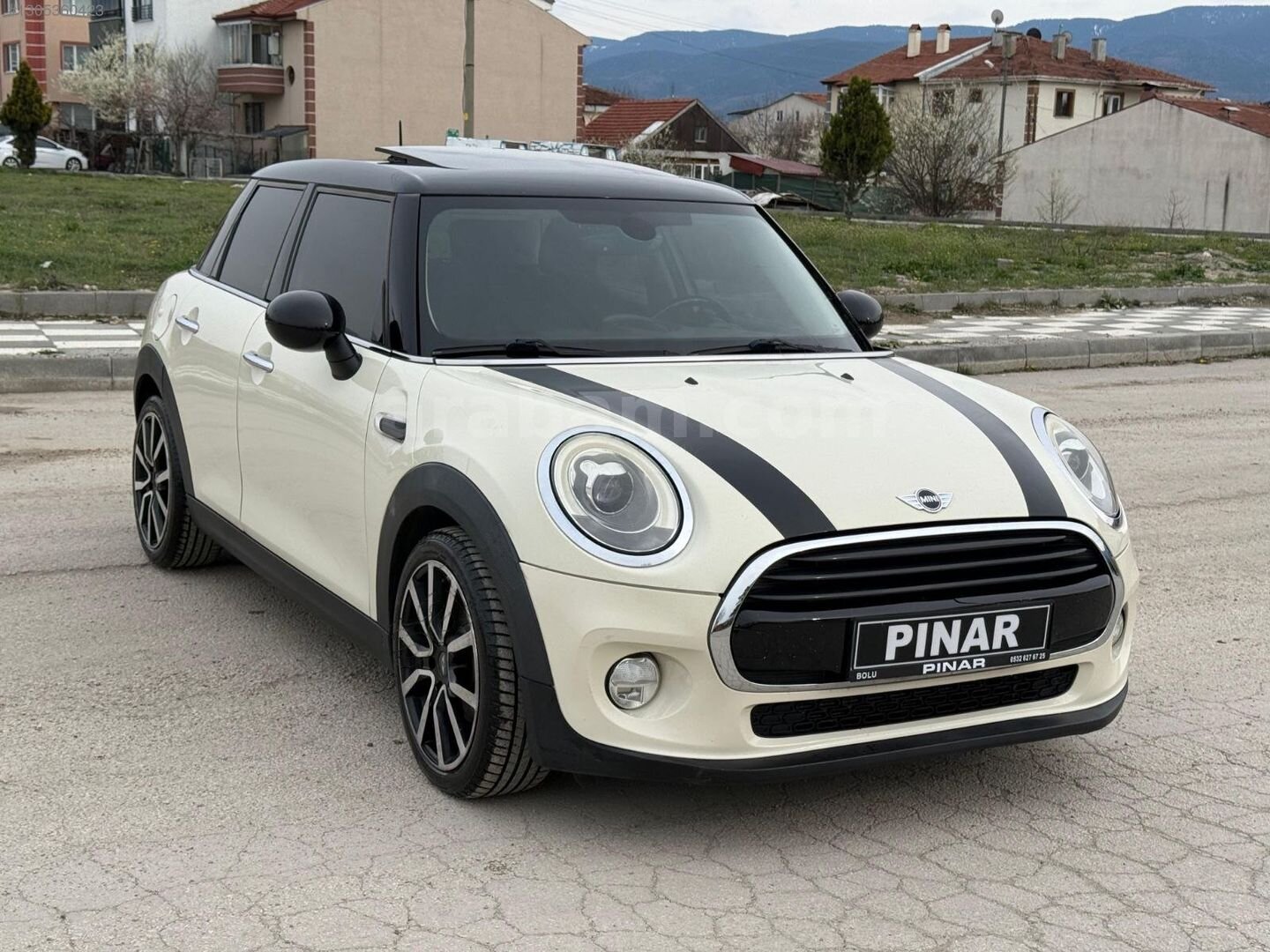 Galeriden Mini Cooper 1.5 D Chili 2015 Model Ankara 182.000 km Bej 4