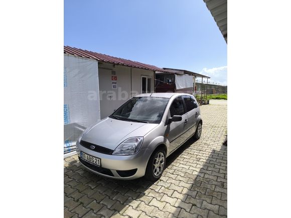 Sahibinden Ford Fiesta 1.4 TDCi Comfort 2003 Model