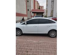 Sahibinden Ford Focus 1.6 Ti-VCT Titanium 2013 Model  121.000 km Beyaz