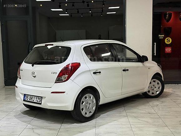 2014 155 BNDE HYUNDAİ İ20 1.4 CVVT JUMP TAM OTOMATİK