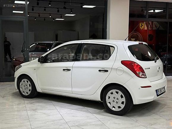 2014 155 BNDE HYUNDAİ İ20 1.4 CVVT JUMP TAM OTOMATİK