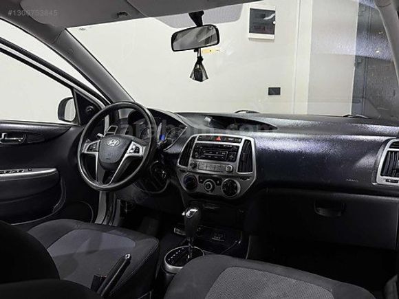 2014 155 BNDE HYUNDAİ İ20 1.4 CVVT JUMP TAM OTOMATİK