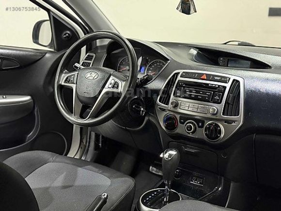 2014 155 BNDE HYUNDAİ İ20 1.4 CVVT JUMP TAM OTOMATİK