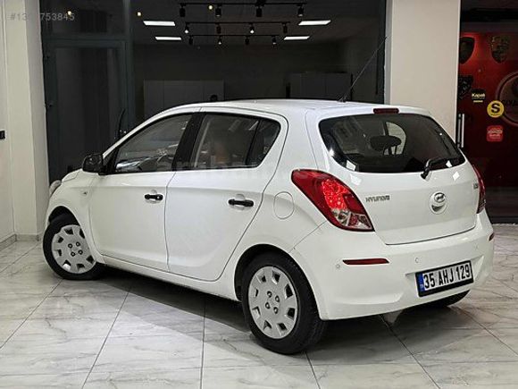 2014 155 BNDE HYUNDAİ İ20 1.4 CVVT JUMP TAM OTOMATİK