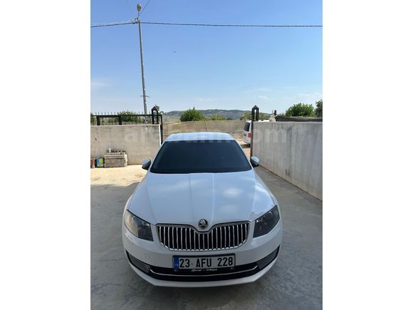 Sahibinden Skoda Octavia 1.6 TDI Elegance CR 2013 Model