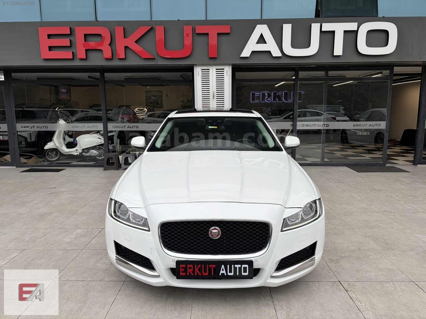 Galeriden Jaguar XF 2.0 D Prestige Plus 2016 Model İstanbul 162.300 km Beyaz 3