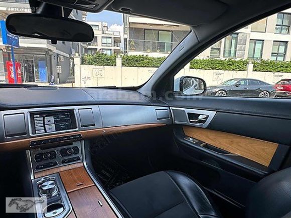 EGE AUTO//2012 JAGUAR XF