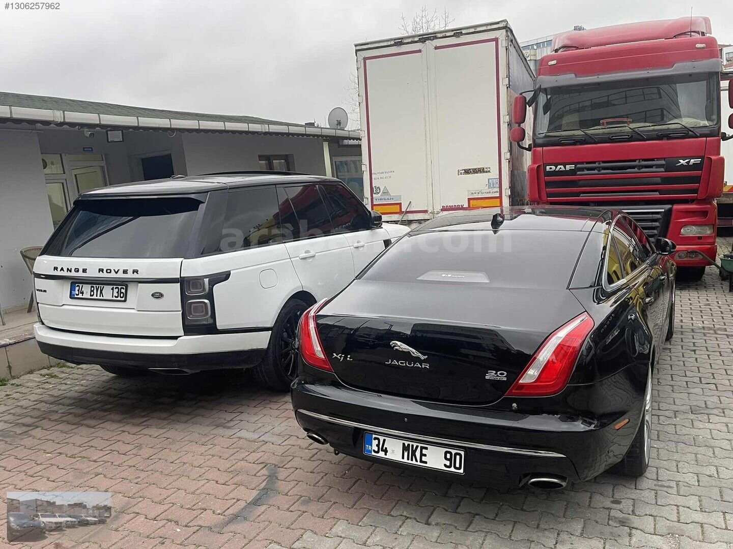 Galeriden Jaguar XJ 3.0 Portfolio 2016 Model İstanbul 75.000 km Siyah 3