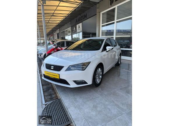 SEAT LEONN