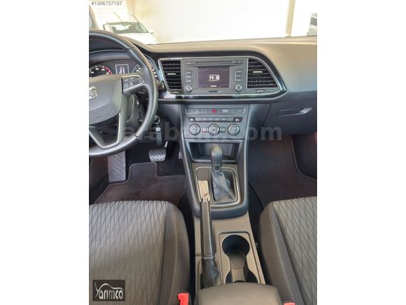 SEAT LEONN
