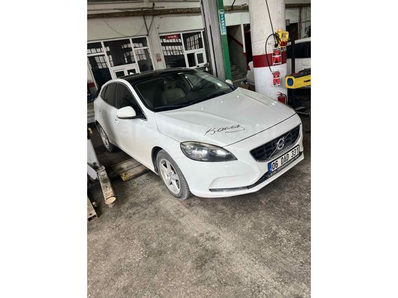 Sahibinden Volvo V40 1.6 D Premium 2014  otomatik 