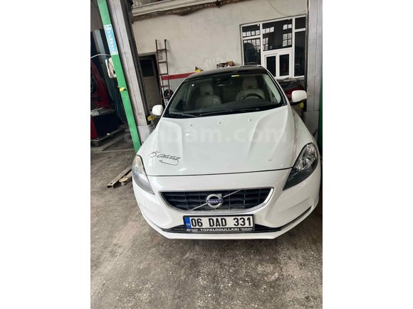 Sahibinden Volvo V40 1.6 D Premium 2014  otomatik 
