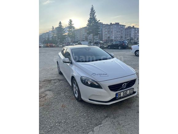 Sahibinden Volvo V40 1.6 D Premium 2014  otomatik 
