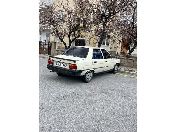 Sahibinden Renault R 9 1.4 Broadway 1985 Model 