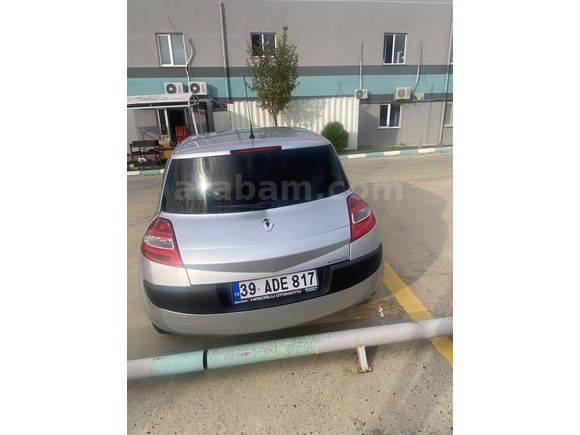 Sahibinden Renault Megane 1.4 Authentique 2006 Model  142000 km Gri