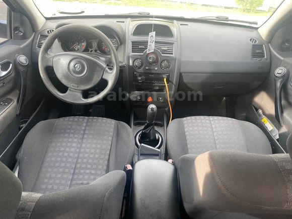 Sahibinden Renault Megane 1.4 Authentique 2006 Model  142000 km Gri