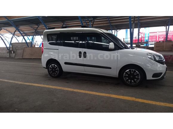 Sahibinden Fiat Doblo Combi 1.6 Multijet Premio Plus 2017 Model
