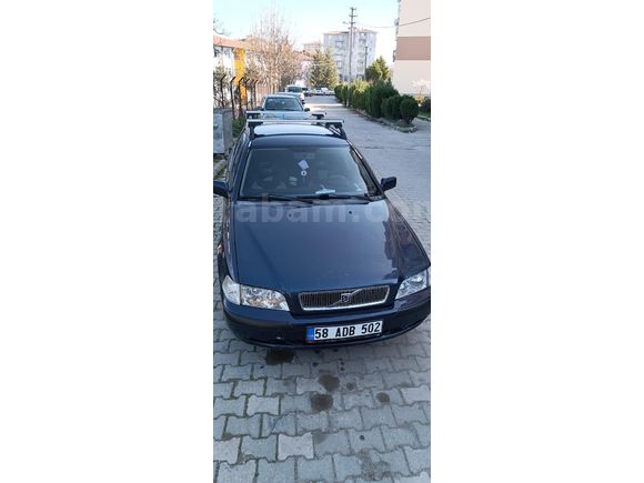 ÇOK ACİL Volvo V40 1.6 2002 Model