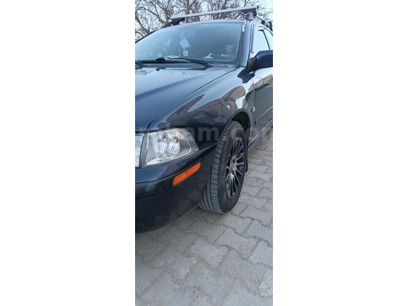 ÇOK ACİL Volvo V40 1.6 2002 Model