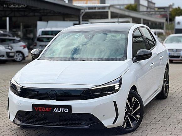 VEDAT AUTO' DAN 2025 OPEL CORSA CAM TAVANLI GS PAKET