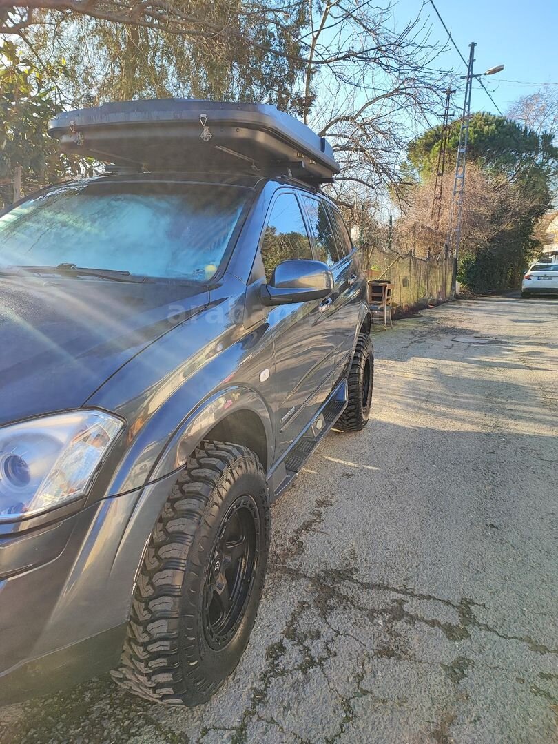 Sahibinden KGM SsangYong Kyron 2.0 XDI 4x4 2008 Model İstanbul 249.000 km Füme 2