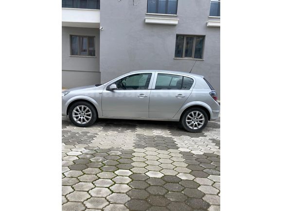 Sahibinden Opel Astra 1.6 Enjoy 2011 Model