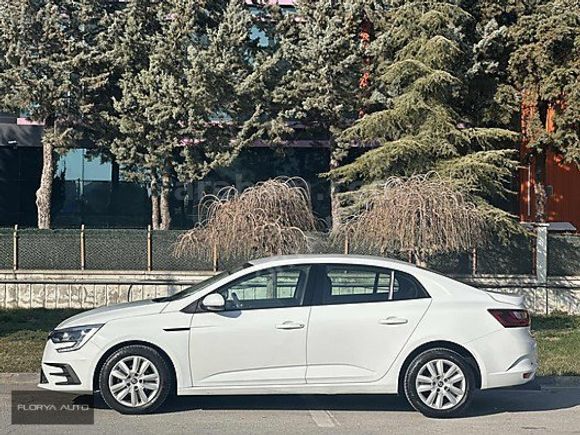 2021 Megane 1.3 TCe Joy Edc 140hp 1Boyalı %20Kdv