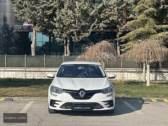 2021 Megane 1.3 TCe Joy Edc 140hp 1Boyalı %20Kdv