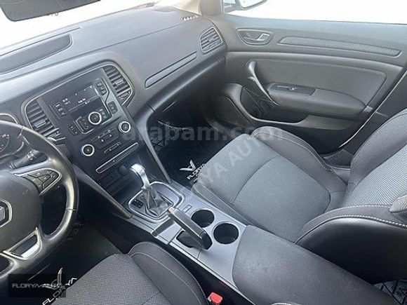 2021 Megane 1.3 TCe Joy Edc 140hp 1Boyalı %20Kdv